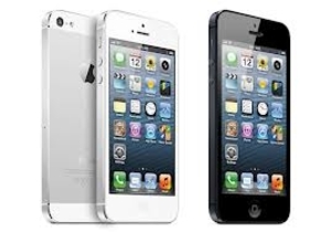 （C） Apple,　新型モデル「iPhone 5」