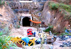 (C) vnexpress 事故現場のトンネル