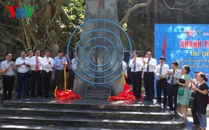 ベトナムの声放送局の遺跡碑完成、ハノイ市郊外のチャム洞窟で