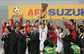 （C） thethaovanhoa.vn<br>AFF CUP2008で優勝したサッカーベトナム代表