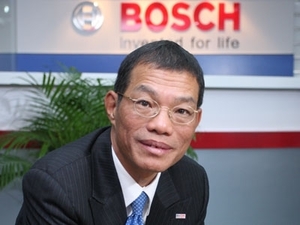 （C）Bao Dau Tu, ボッシュ・ベトナム、フエ社長
