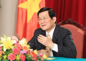（C）  Dautu,　チュオン・タン・サン国家主席