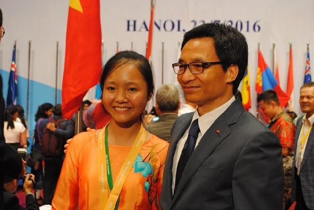 (C) vietnamnet, チンさんとブー・ドゥック・ダム副首相