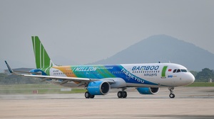 (C) Bamboo Airways