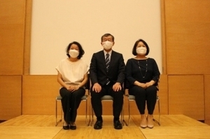 (C) 在ホーチミン日本国総領事館