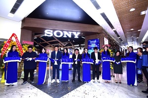 (C) Sony Electronics Vietnam