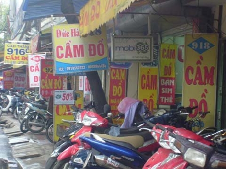 (C)Nguoi dua tin
