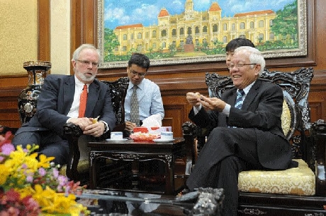 (C) Saigontimes, Kinh Lu??n