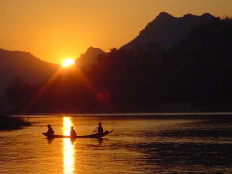 (C) mekongjayavarmancruise.com