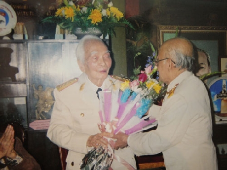（C）Nguoi lao dong