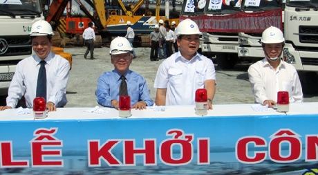 （C） Vnexpress,　Hữu C??ng