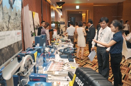 (C)Saigon times,Kinh Luan、ボッシュ製品