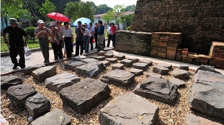 (C) Vietnamnet