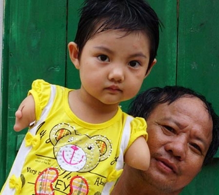 (c)Thanh nien news.com