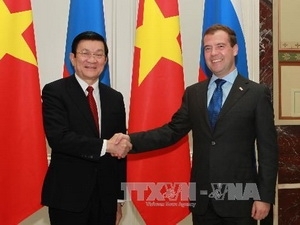 （C）Vietnam plus,Nguyen Khang