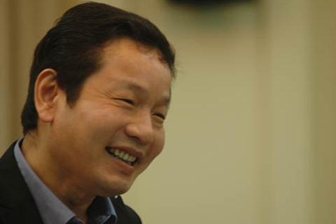 (C)Dat Viet、FPTのビン会長