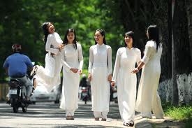 (C) dulichhue.com.vn