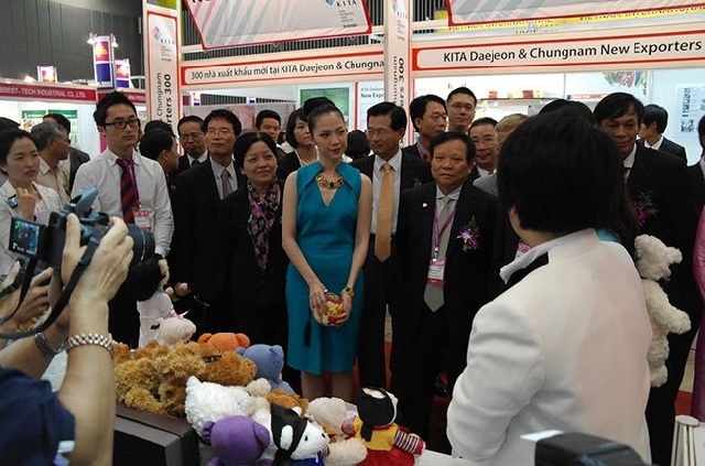 (C) Saigontimes