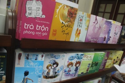 (C)Dat Viet