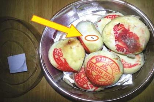 (C) Vietnamnet, 虫が混入していた饅頭