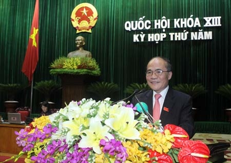 （C）Doi song phap luat