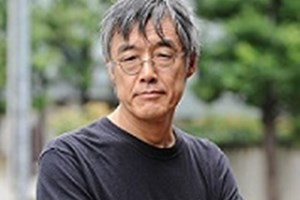 (C) vietnam+, 小説家の高橋源一郎氏