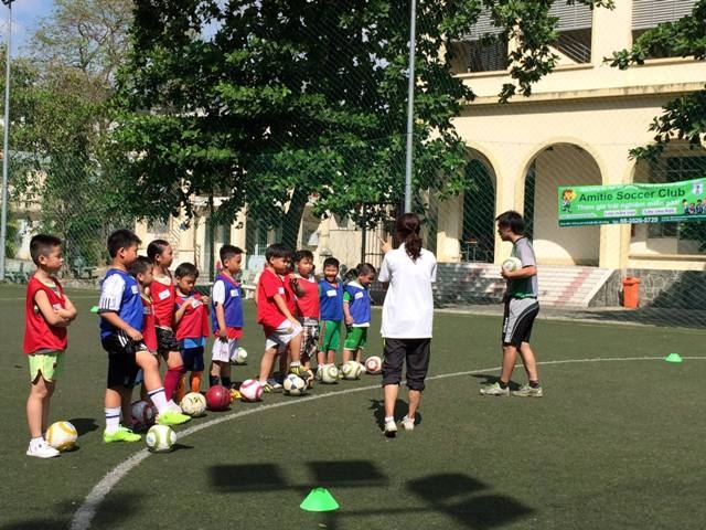(C) amitie vietnam