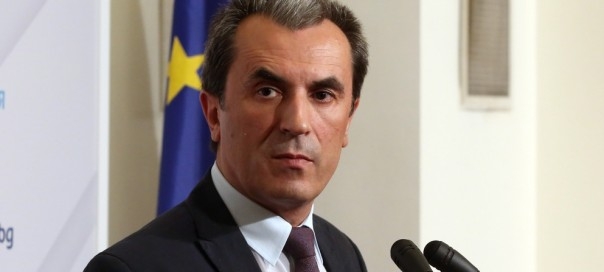 （C）  Dantri,　プラメン・オレシャルスキ首相
