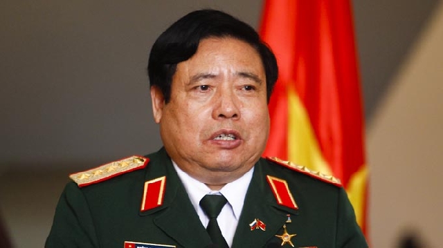 (C) tuoitre, フン・クアン・タイン国防相