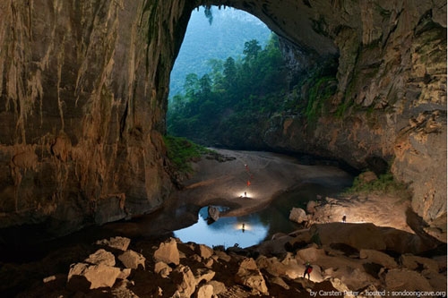 (C)VnExpress,sondoongcave、ソンドン洞窟の入り口
