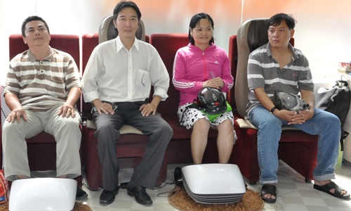 (C) vnexpress, バイク用自動洗車装置