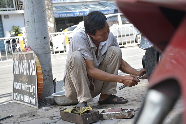 (C) Kenh14 「冷たいお茶無料」