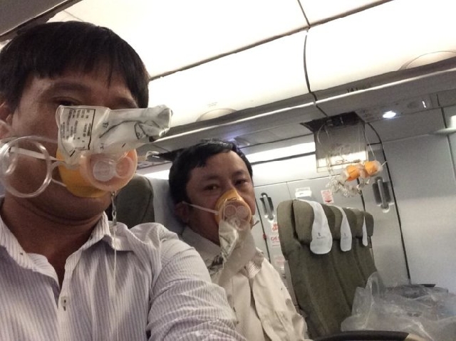 (C) vnexpress 乗客が撮影した機内の様子