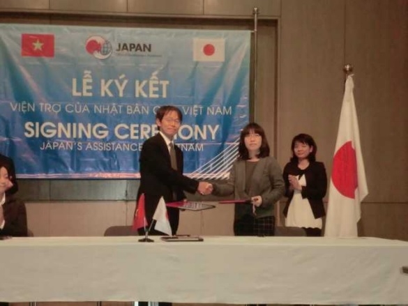 (C) 在ベトナム日本国大使館