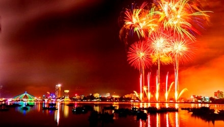 紅安南花文盃 ベトナム 15～16世紀 紅安南花文盃 2025年