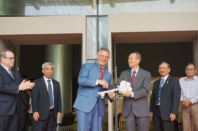 (C) thesaigontimes