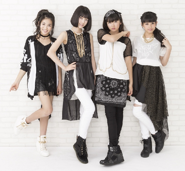(C) avex music creative Inc., (左から)かりん、みあ、れいな、ひな