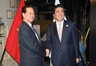 (C) 外務省