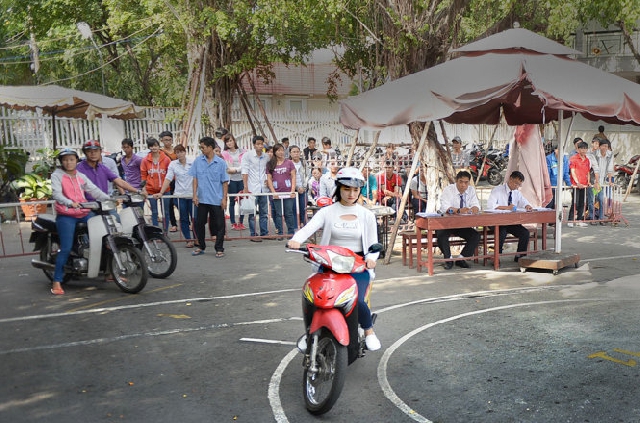 (C)Tuoi tre,Huu Khoa