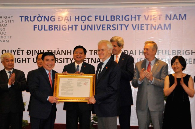 (C) thesaigontimes, Van Nam