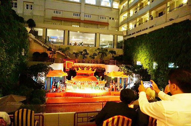 (C) thesaigontimes, Dao Loan