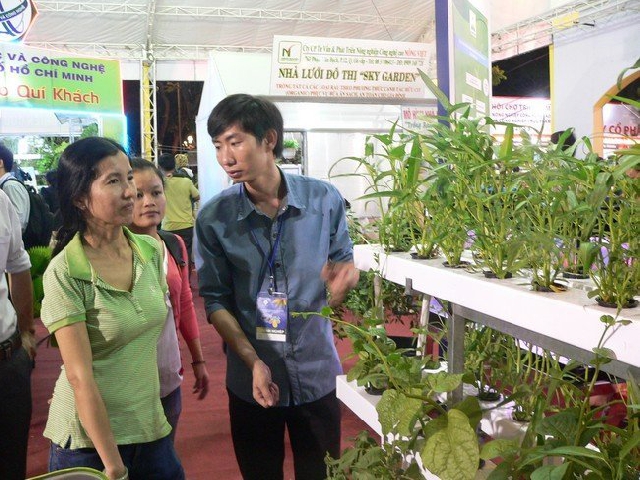 (C) thesaigontimes, TL