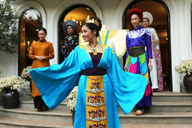 (C) baochinhphu