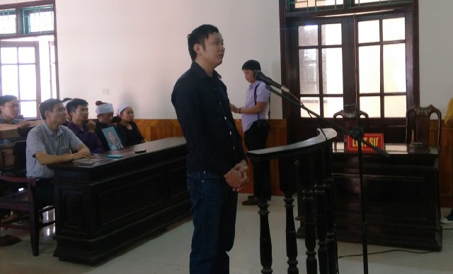 (C) tuoitre, Van Dinh