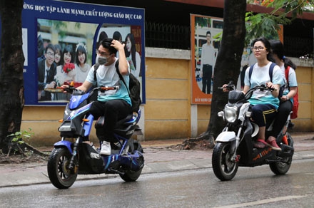 (C)Lao dong,Hai Nguyen