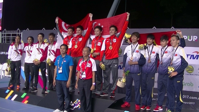 (C) 桑原伸一郎, 男子4×100mメドレーリレー銅メダル