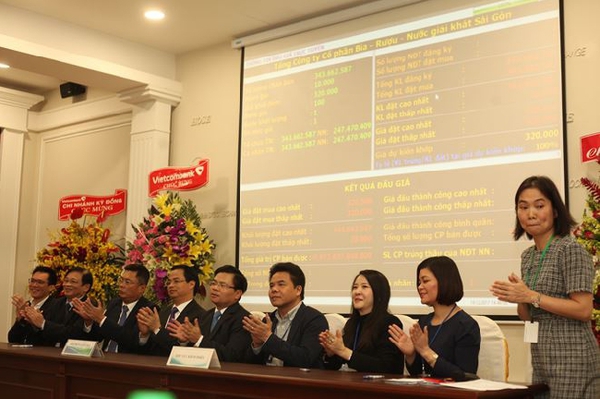 (C)Tinnhanhchungkhoan