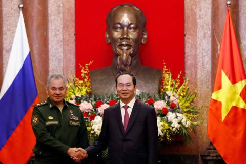 (C)Dat Viet