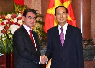 (C) 外務省