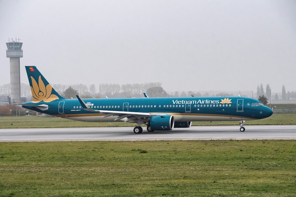 (C) ベトナム航空